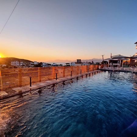 The View Hotel Ksamil Exterior photo
